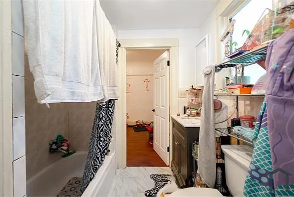 2510 E 21st St #1 — Photo 8