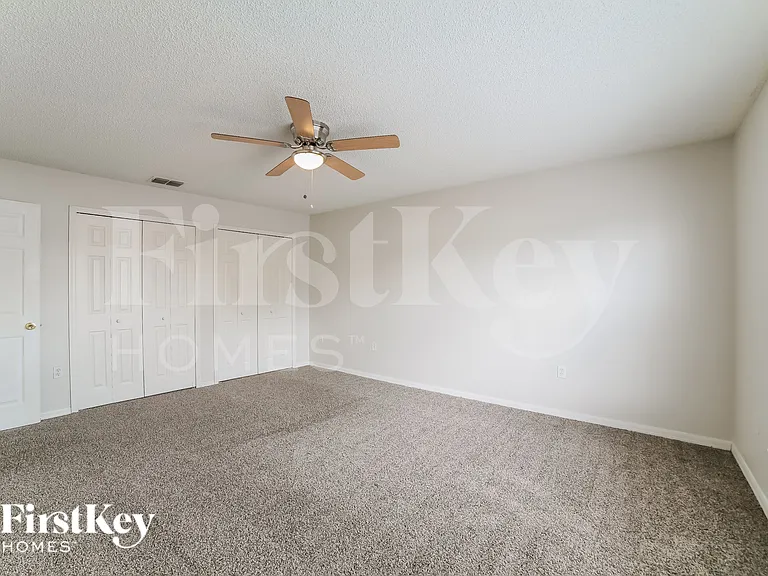 12742 Lake Vista Dr — Photo 14