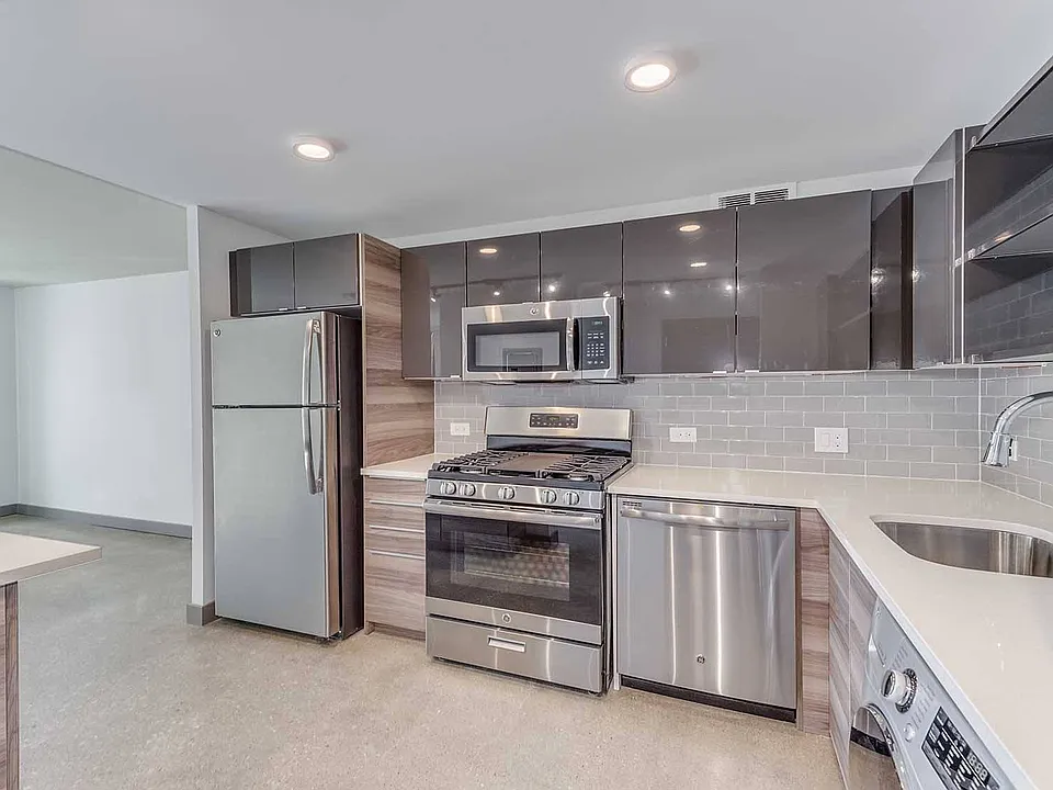 Yorktown Apartments