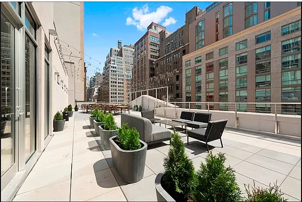 Rented by Douglas Elliman | media 8