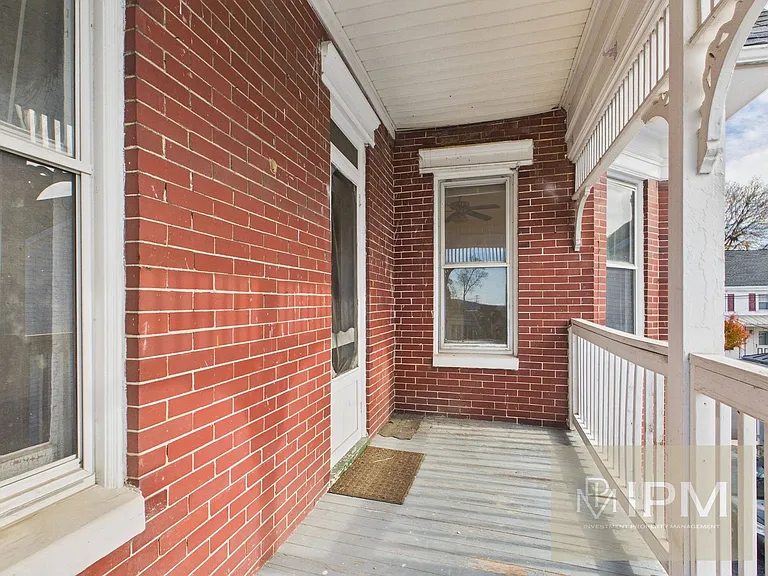 24 N Main St — Photo 17