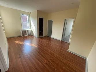 9-18 34th Avenue, #1