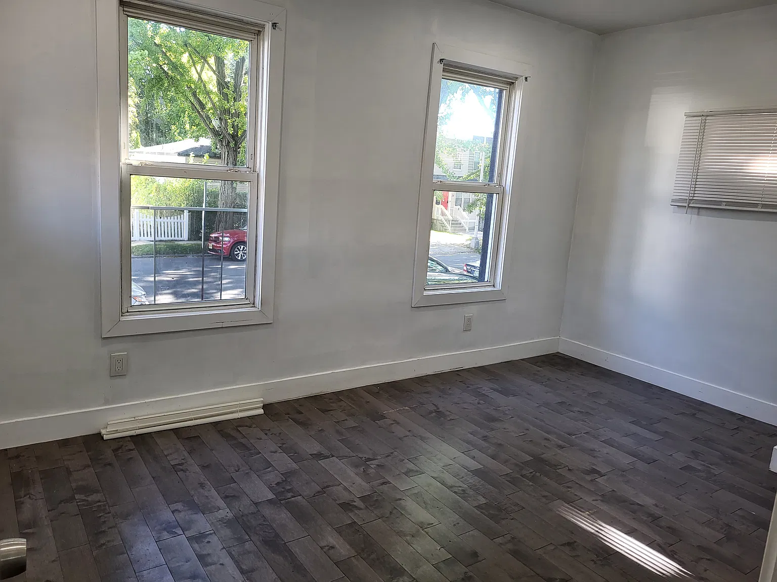 3 bed, $2,300 — Photo 3