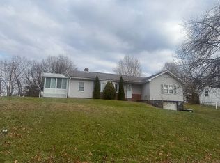 29 Vans Ter, Lake Katrine, NY 12449