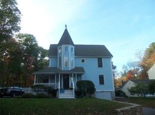 425 Old Post Rd, Walpole, MA 02081