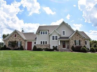 2740 Ravenna St, Hudson, OH 44236