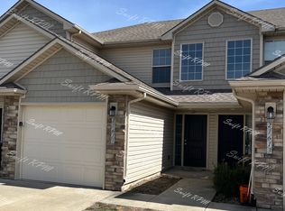 21611 Westover Ct #2-1, Peculiar, MO 64078