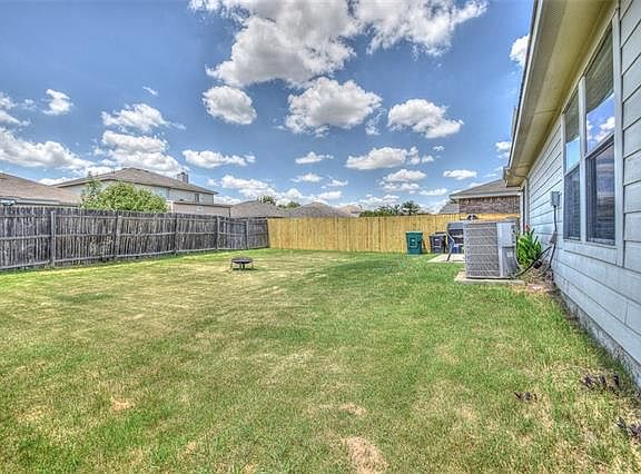 5th image of 9413 Sundial Dr