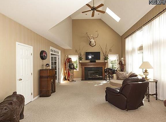 4th image of 8455 Cherry Hill Ln