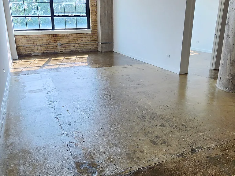 2625 W Washington Blvd #316 — Photo 2