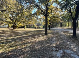 7412 Bursey Rd, North Richland Hills, TX 76182