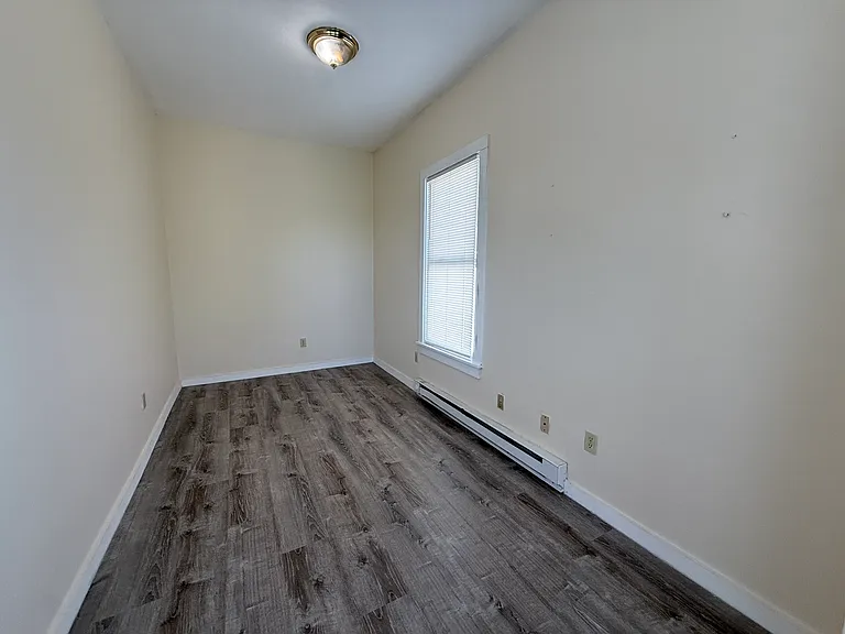 7 Cottage St #2 — Photo 10