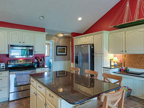 4th image of 10473 S High Meadows Ct