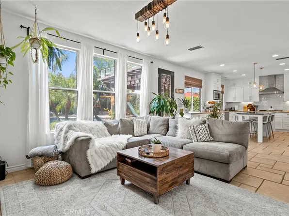 25443 Hopkins Pl, Stevenson Ranch, CA 91381