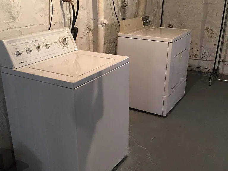 Basement Washer & Dryer