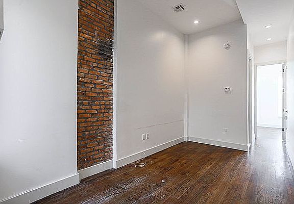 2nd image of 181 Palmetto St APT 2R