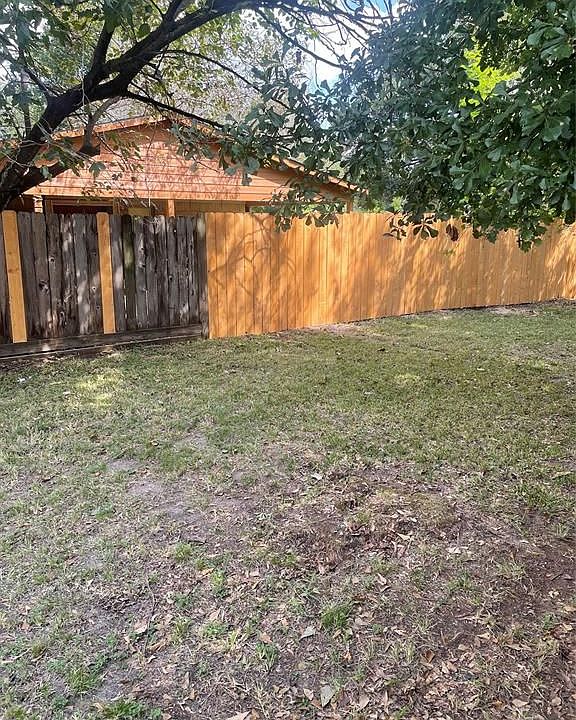 1st image of 7402 Crisp Wood Ln