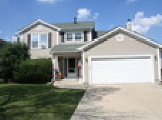 710 Schooner Ln, Elk Grove Village, IL 60007