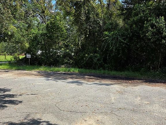 4th image of 0 Oak St