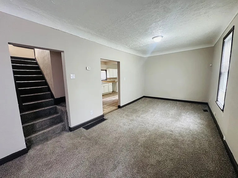 10630 Kimberley Ave — Photo 17