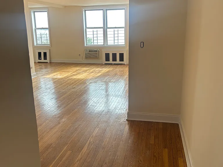8871 20th Ave #3B — Photo 6