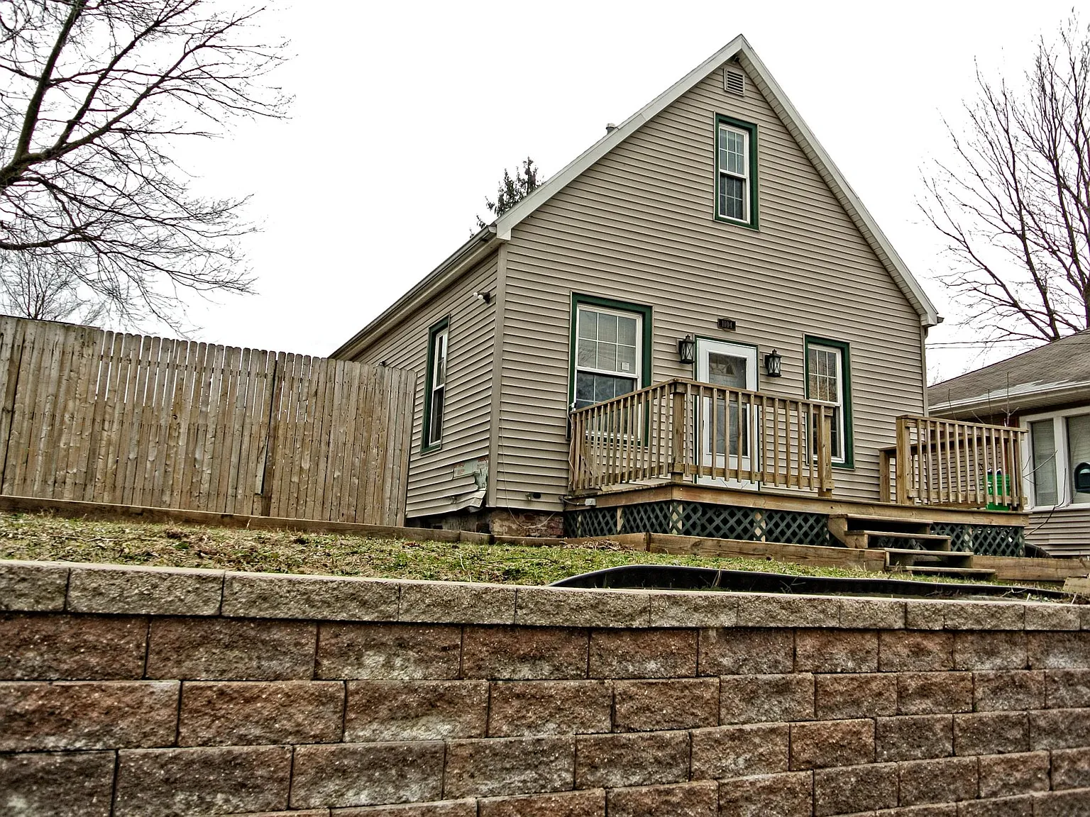 1 bed, 1977 sqft, $1,500 — Photo 3