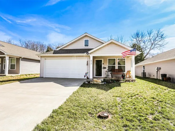 972 Osage Villa Ct, Villa Ridge, MO 63089
