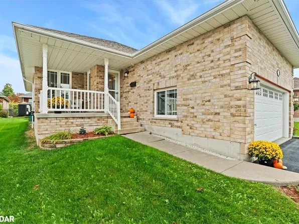 1312 Allum Rd, Peterborough, ON K9K 2P3