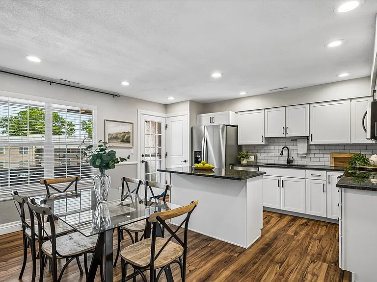 7110 S Gaylord St #L7 — Photo 10