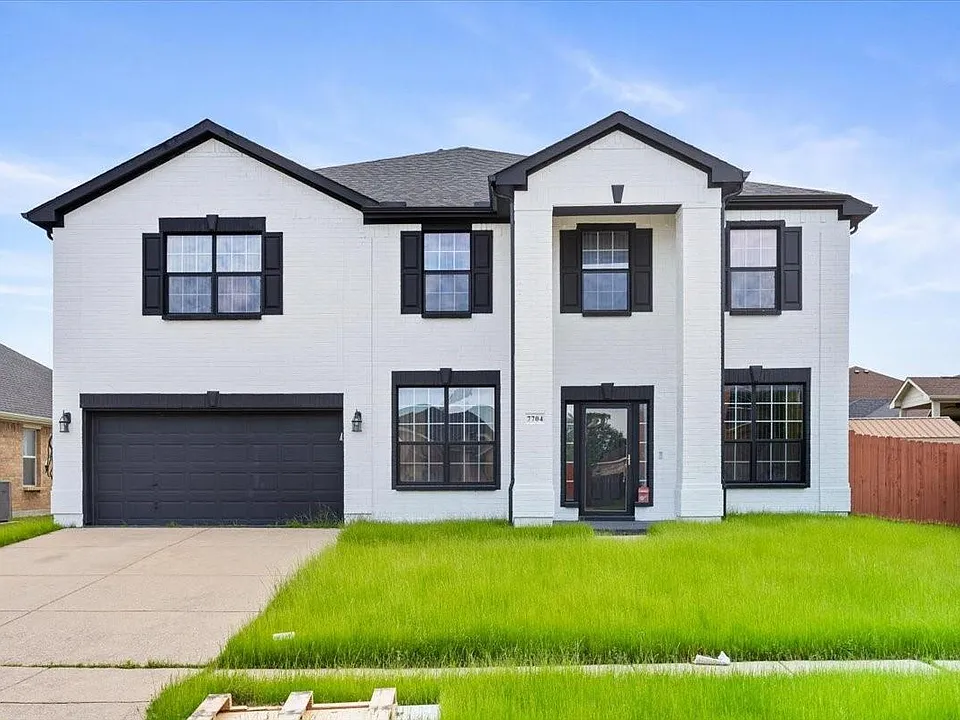7704 Labrador Dr