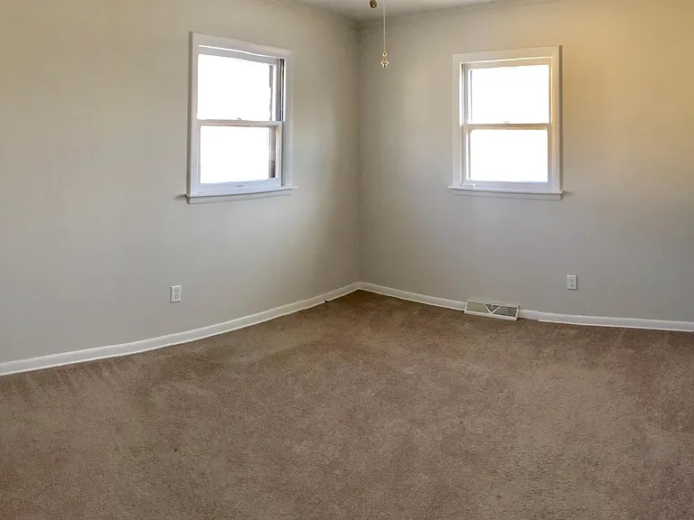 408 Church St — Photo 6