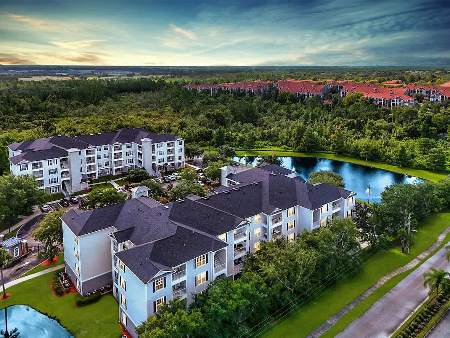 2 bed, 2.0 bath, $2,398 — Photo 4