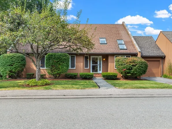 15 Woodland Park Dr, Haverhill, MA 01830