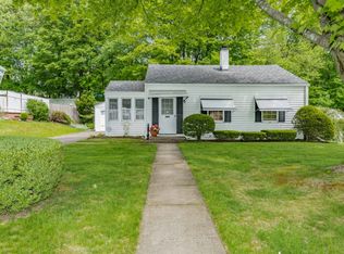 22 Moss Ave, Holyoke, MA 01040