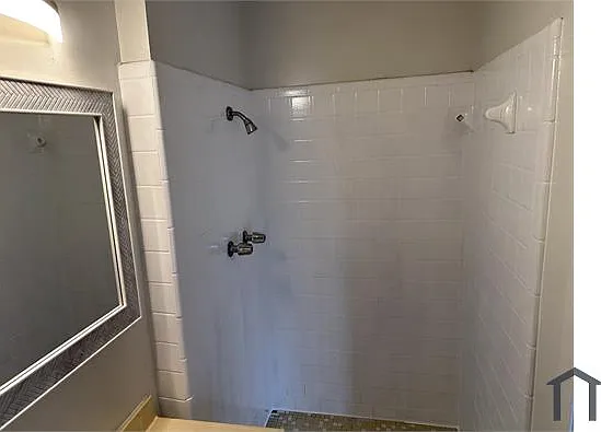 3 bed, 1604 sqft, $1,300 — Photo 3