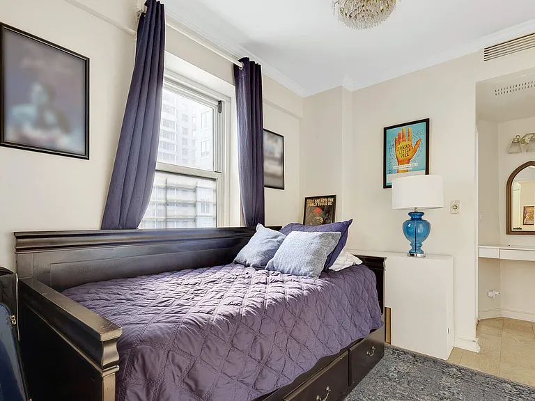 159 W 53rd St #18A — Photo 6