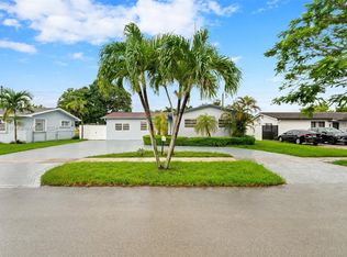 10321 SW 37th St, Miami, FL 33165