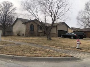 2729 N Keith Ct, Wichita, KS 67205