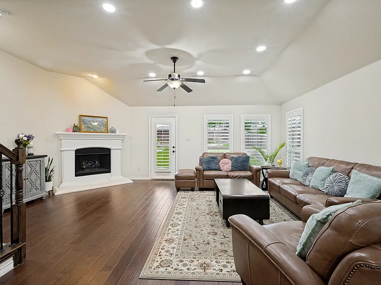 10408 Old Eagle River Ln — Photo 13