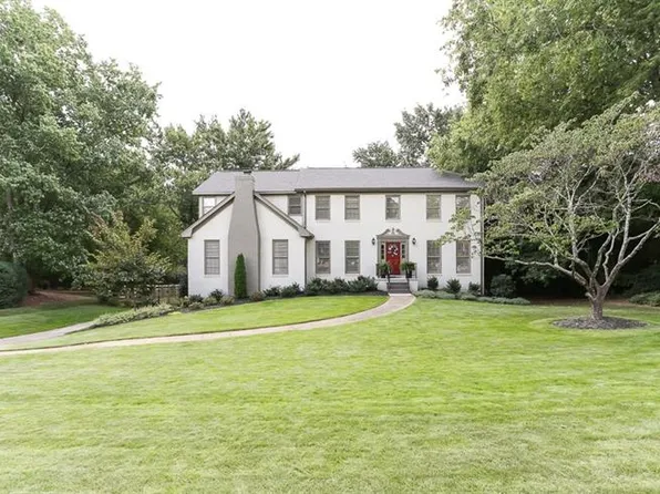 303 Walnutwood Trl, Roswell, GA 30075