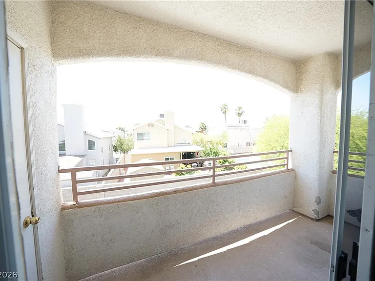 5655 E Sahara Ave #2037 — Photo 26