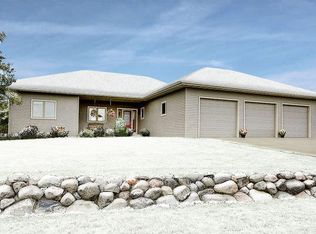7468 Indian Lore Rd, West Bend, WI 53090