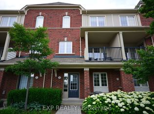 113 Georgian Dr #19, Oakville, ON L6H 0E7