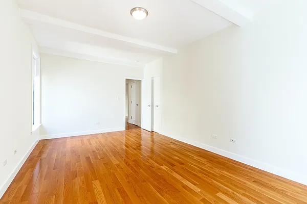 Rented by Stonehenge NYC LLC | media 7