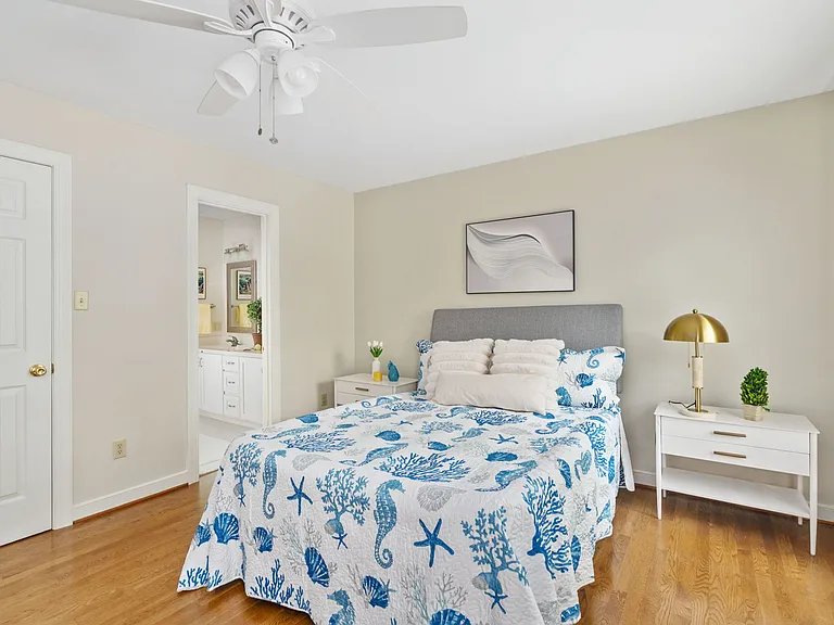 12015 Bexley Ct — Photo 32