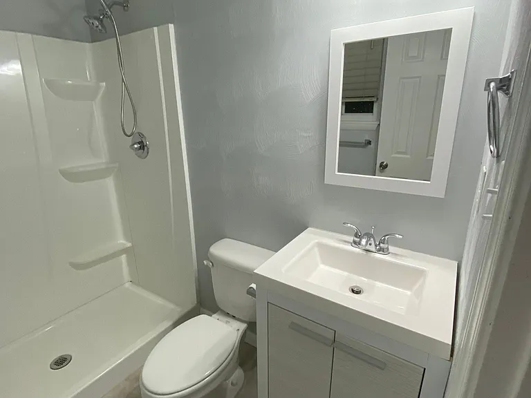 1013 Vanderploeg Dr — Photo 11