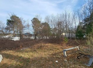 81 Maple Springs Rd, Wareham, MA 02571