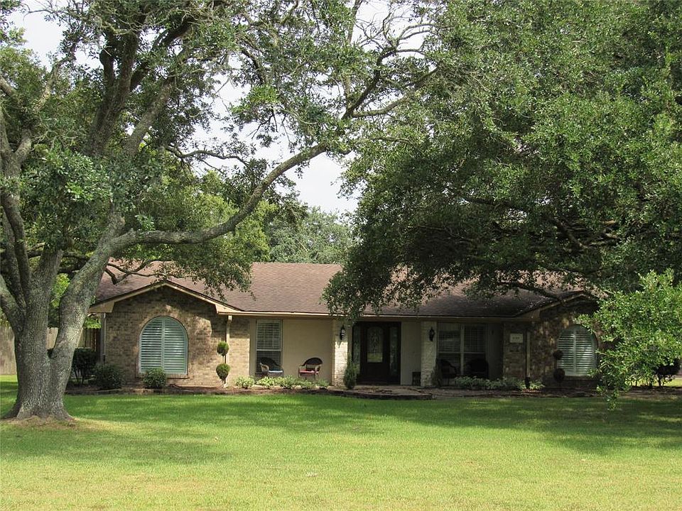 1st image of 11315 Cherry Point Dr