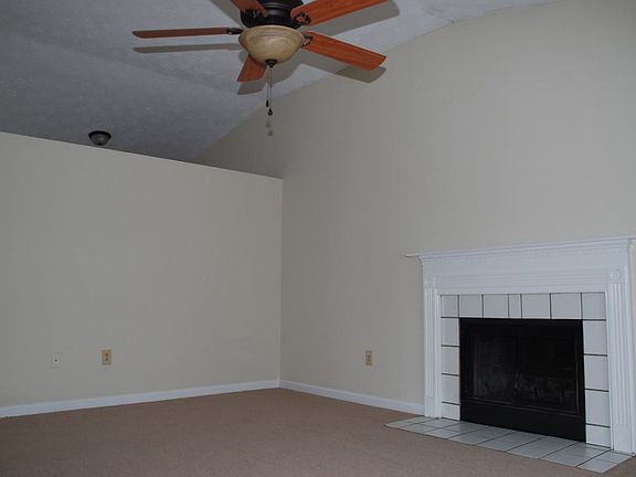 4th image of 4560 Hartland Pkwy