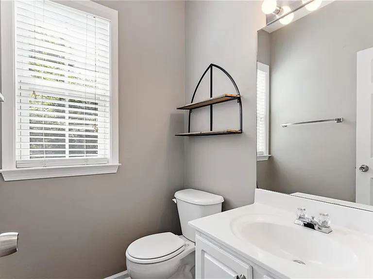 6250 Whirlaway Dr — Photo 3